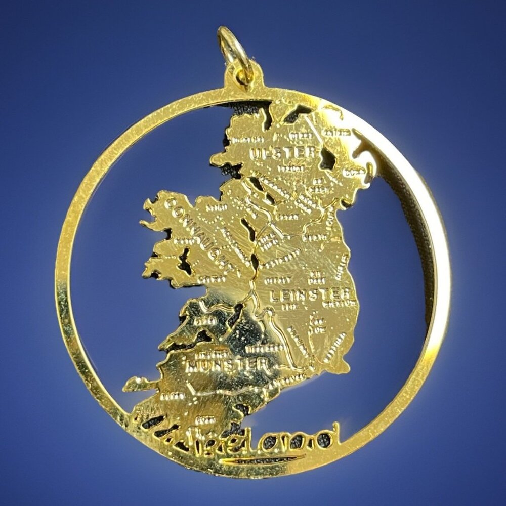 Ireland Die Cut Out Circle Pendant Gold-Tone Fashion Jewelry Rare